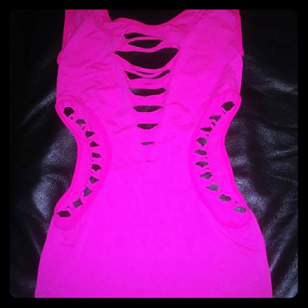 Hot Pink Dreas