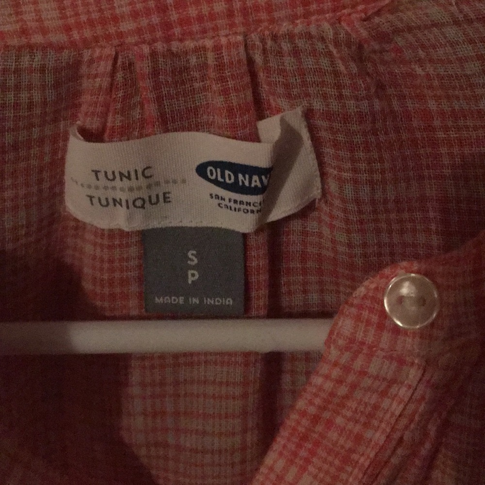 Old navy shirt