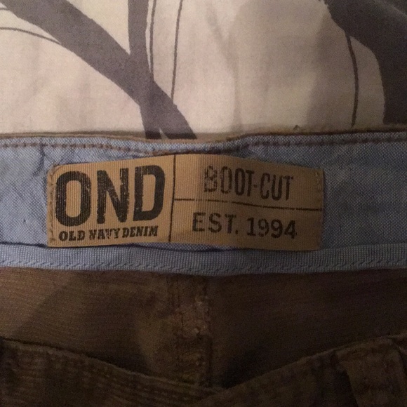 Men’s Old Navy cords. - Picture 2 of 4
