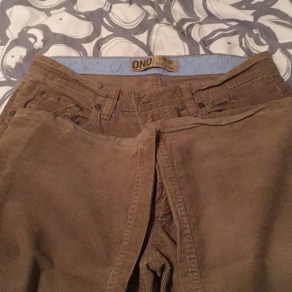 Men’s Old Navy cords. - Picture 3 of 4