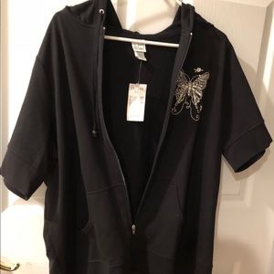 Embroidered Hooded Short Sleeve Sweatshirt