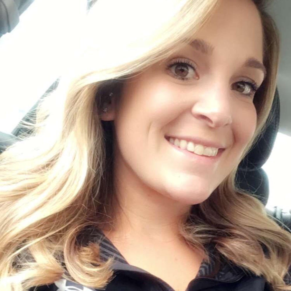 Meet your Posher, Whitney
