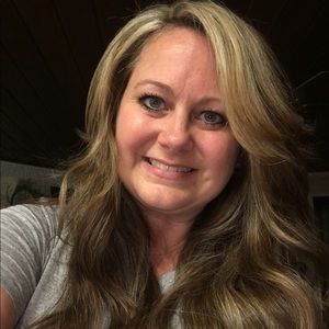 Meet your Posher, Holly