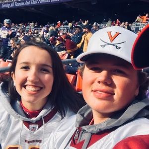 Meet your Posher, Phoebe