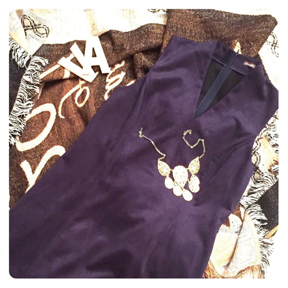 PRICE DROP J.Mclaughlin  V-Neck Dress
