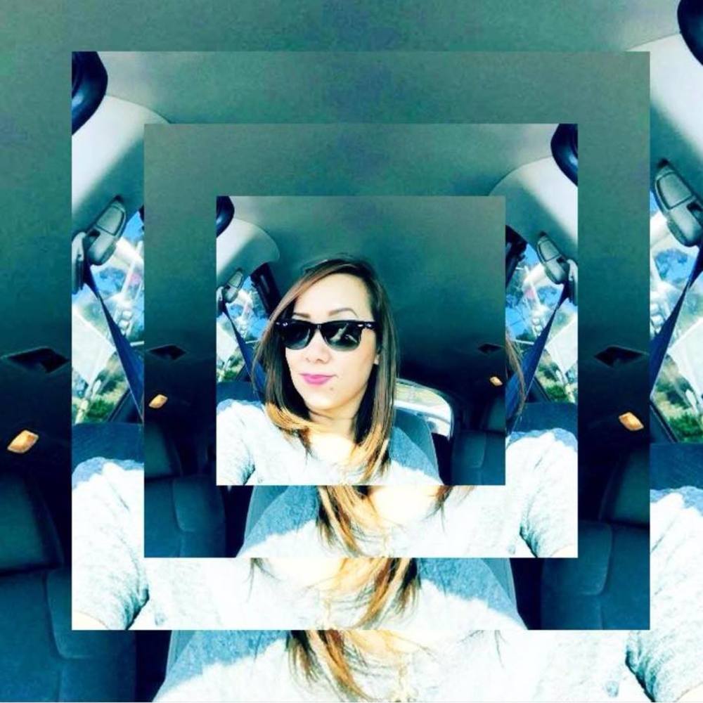 Meet your Posher, Maria