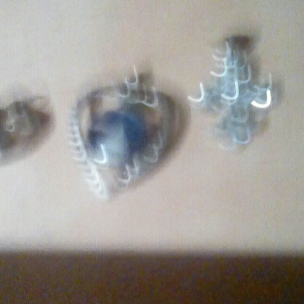 Pendants - Picture 3 of 4
