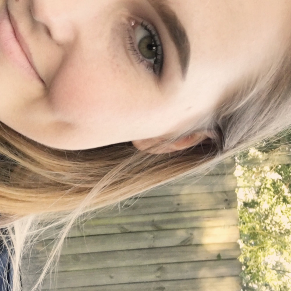 Meet your Posher, Victoria