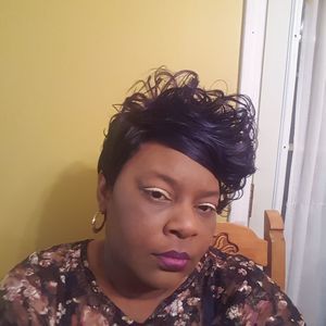 Meet your Posher, Teecee