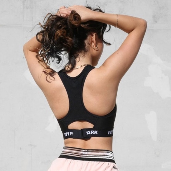 IVY PARK LOGO YOGA BRA / SPRTSBRA / TOP NWT XS S M - Picture 2 of 6