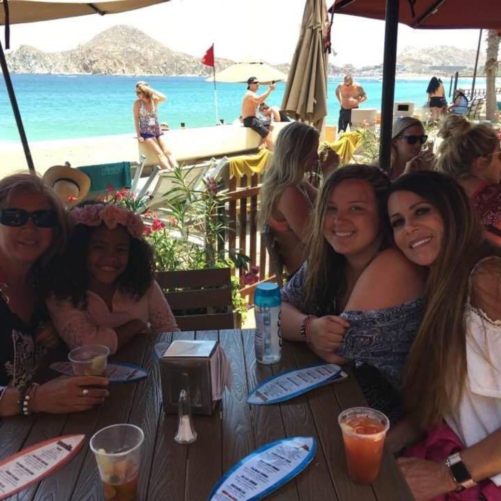 Meet your Posher, Chuck