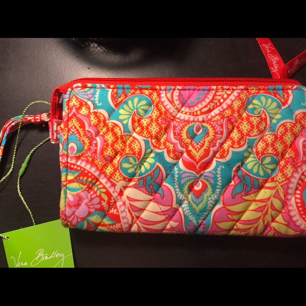 Vera Bradley Wristlet Paisley in Paradise