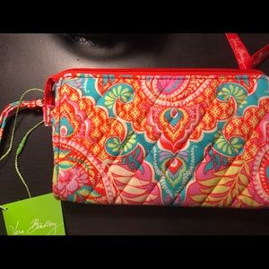 Vera Bradley Wristlet Paisley in Paradise