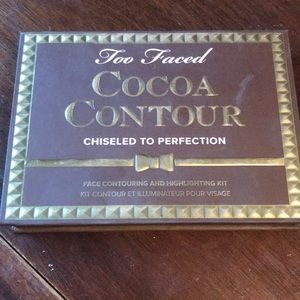 Too Faced Cocoa Contour Kit
