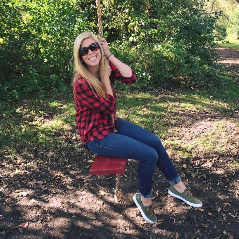 Meet your Posher, Stephanie