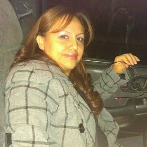 Meet your Posher, Mayra