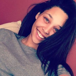 Meet your Posher, Kourtni