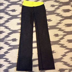 lululemon athletica Astro Pant Tall - Size 4