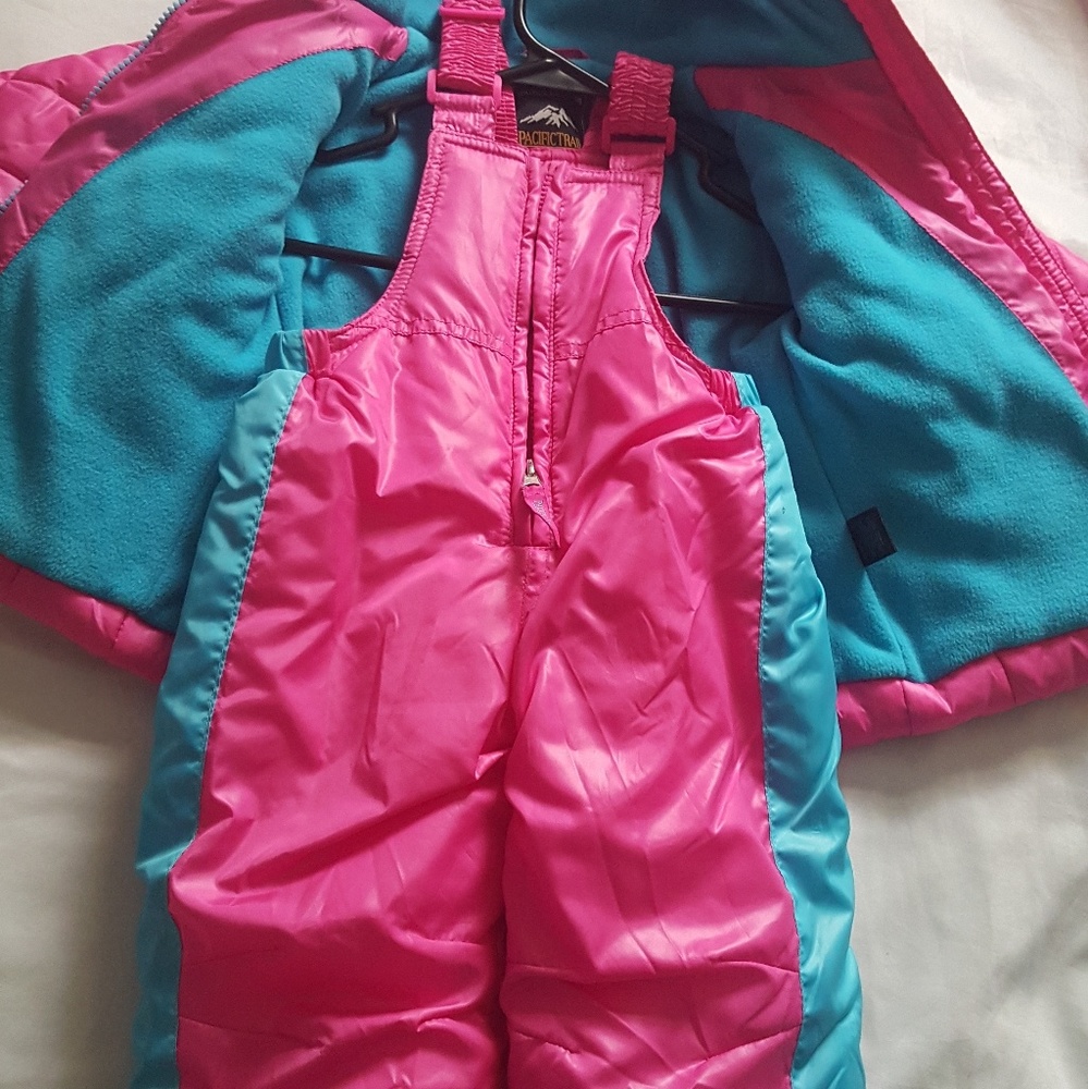 Pacific Trail set - Picture 2 of 3