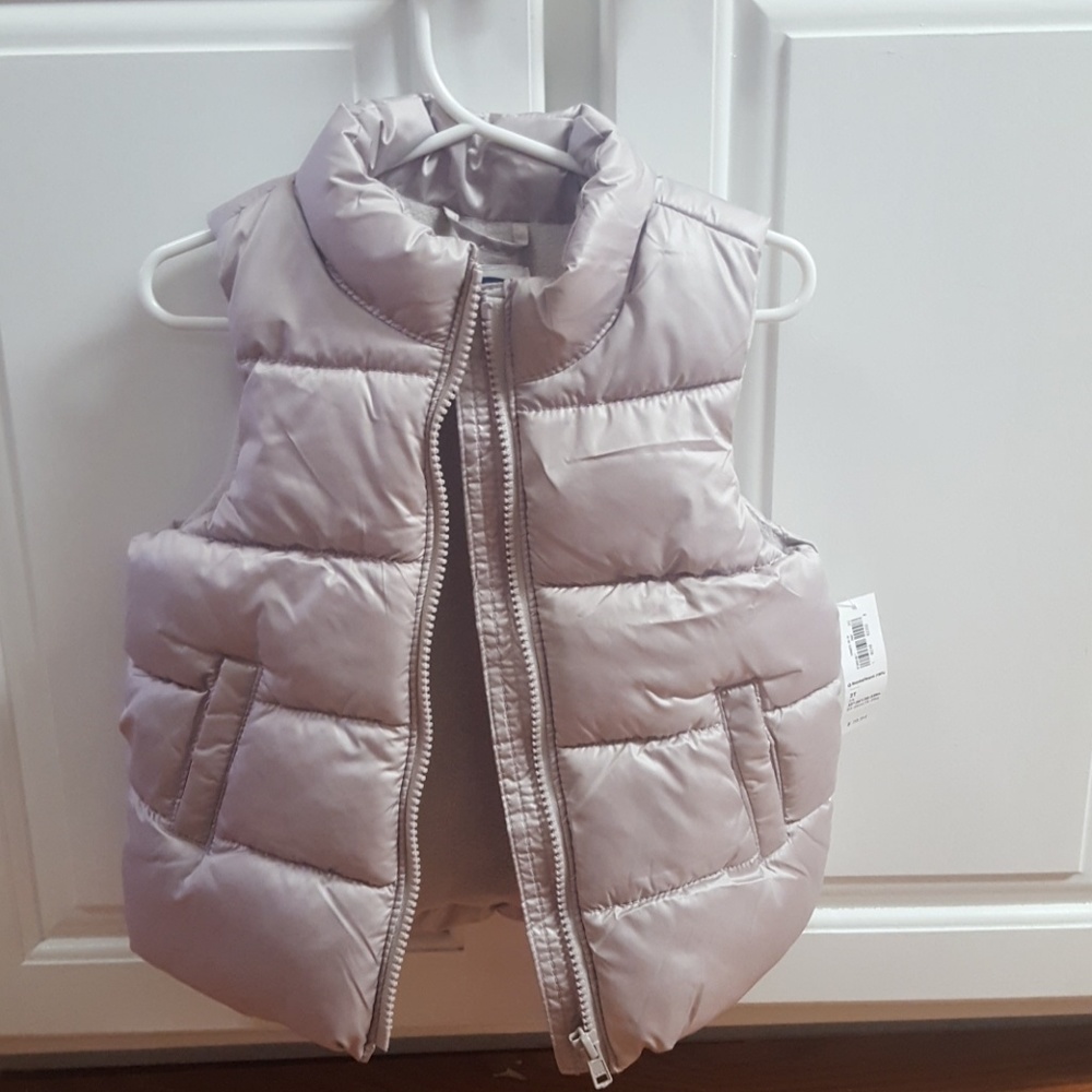 Brand new 2t gold old navy puffer vest