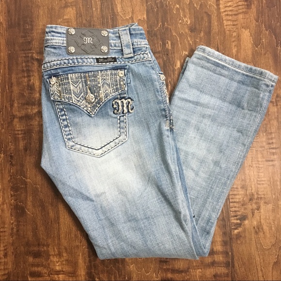 Miss Me Cropped Jeans - Picture 2 of 4