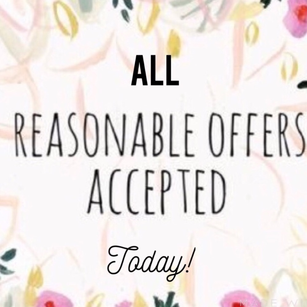 ⭐️ALL REASONABLE OFFERS ACCEPTED TODAY! ⭐️