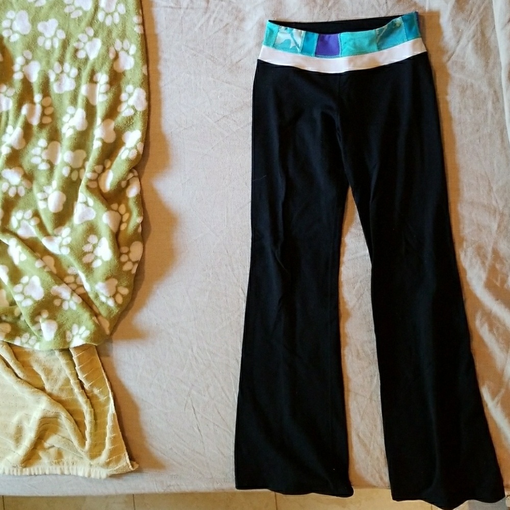 Lululemon groove pants 4