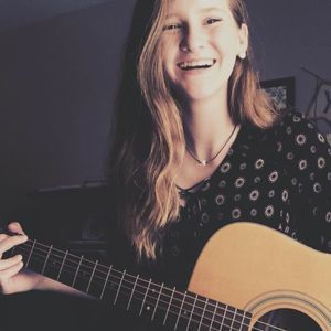 Meet your Posher, Macey