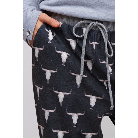 LAST PAIR!! Bull Headed Printed Pants - Picture 4 of 5