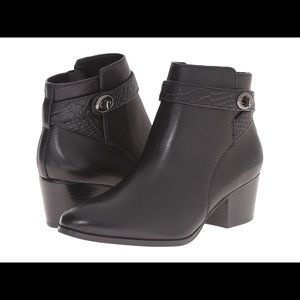 Coach Patricia Leather Booties Sz 7.5