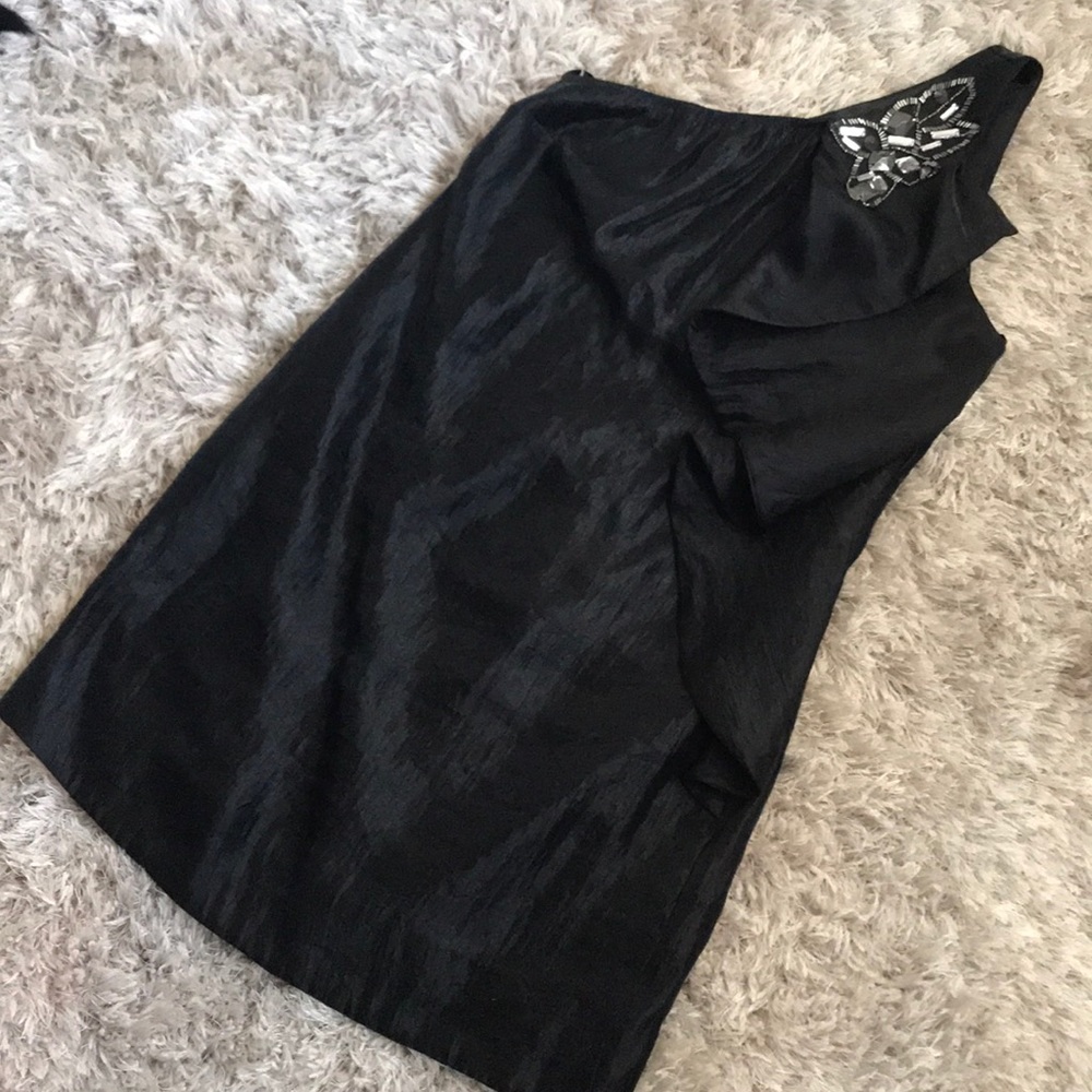 Black Alexia Admor cocktail dress