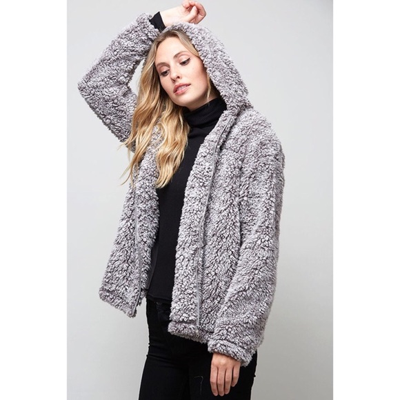 LAST ONE!! Sherpa Hooded Jacket - Picture 2 of 3