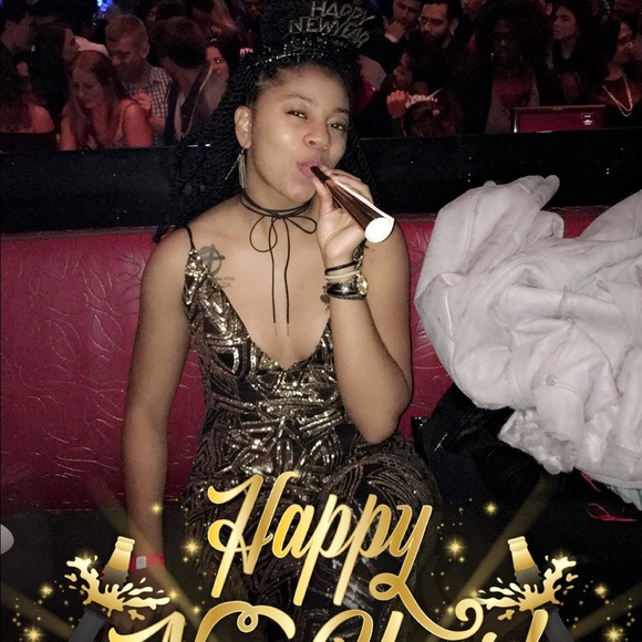 Meet Your Posher ☺️ - Picture 6 of 8