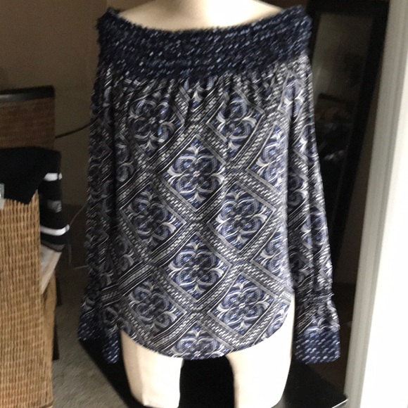 White House Black Market off the shoulder blouse - Picture 1 of 6