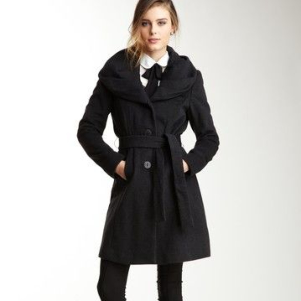 Tahari Black Bubble Collar Coat Sz S NWOT