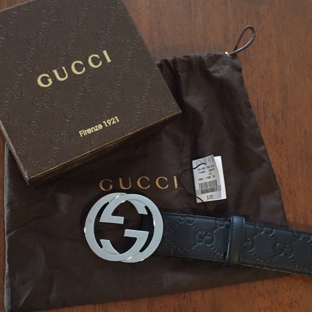 Gucci Belt Authentic and new/tags/box/dust bag