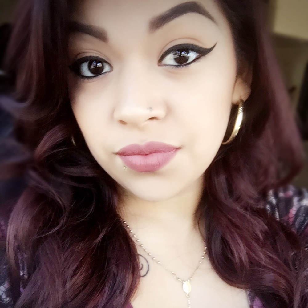 Meet your Posher, Brenda