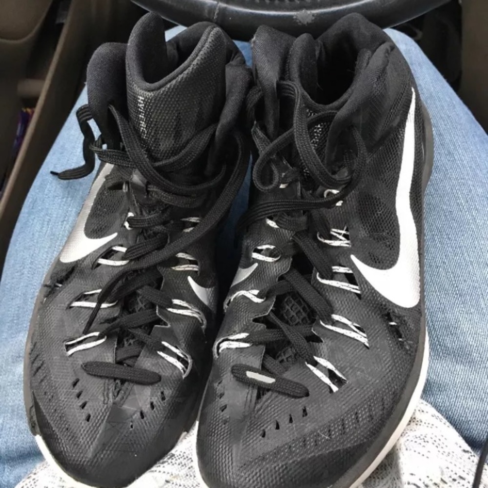 Nike Hyperdunks - image 1