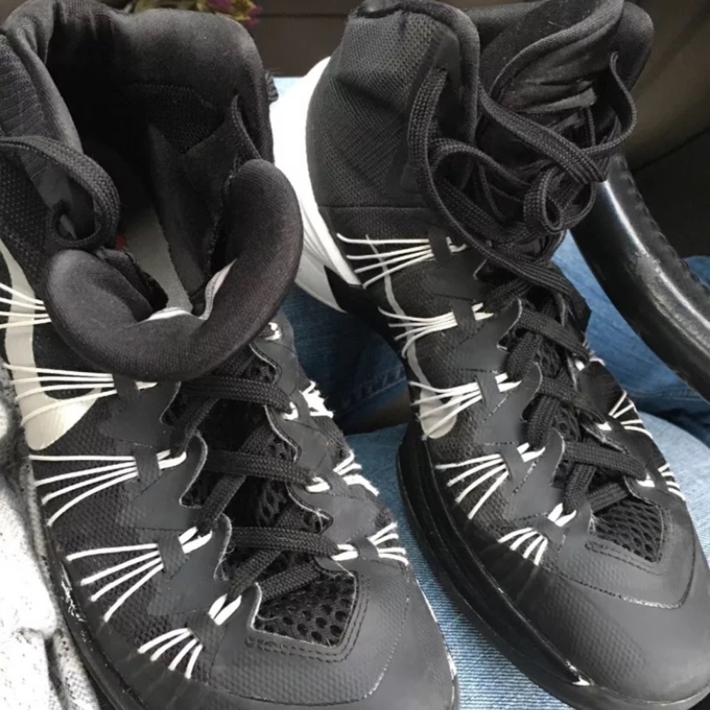 Nike Hyperdunks - image 1