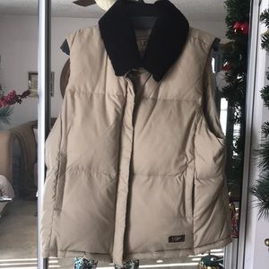 AUTHENTIC UGG VEST