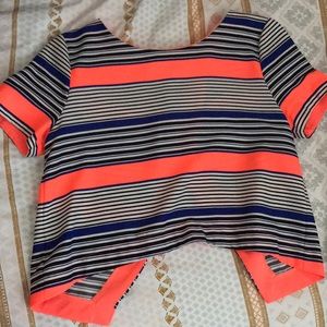 women’s cropped dress shirt