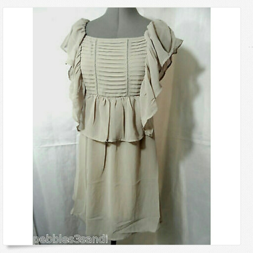 Nwt SLINE Ruffled Dress SML Beige Fancy Church