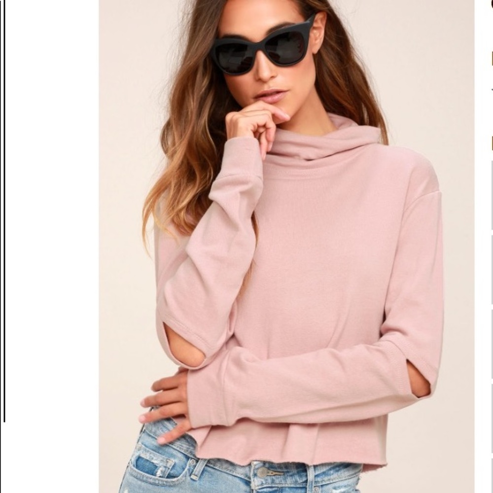 Lulu's Blush cropped turtleneck w/ elbow cutouts