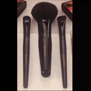 Elizabeth Arden Make Up Brushes