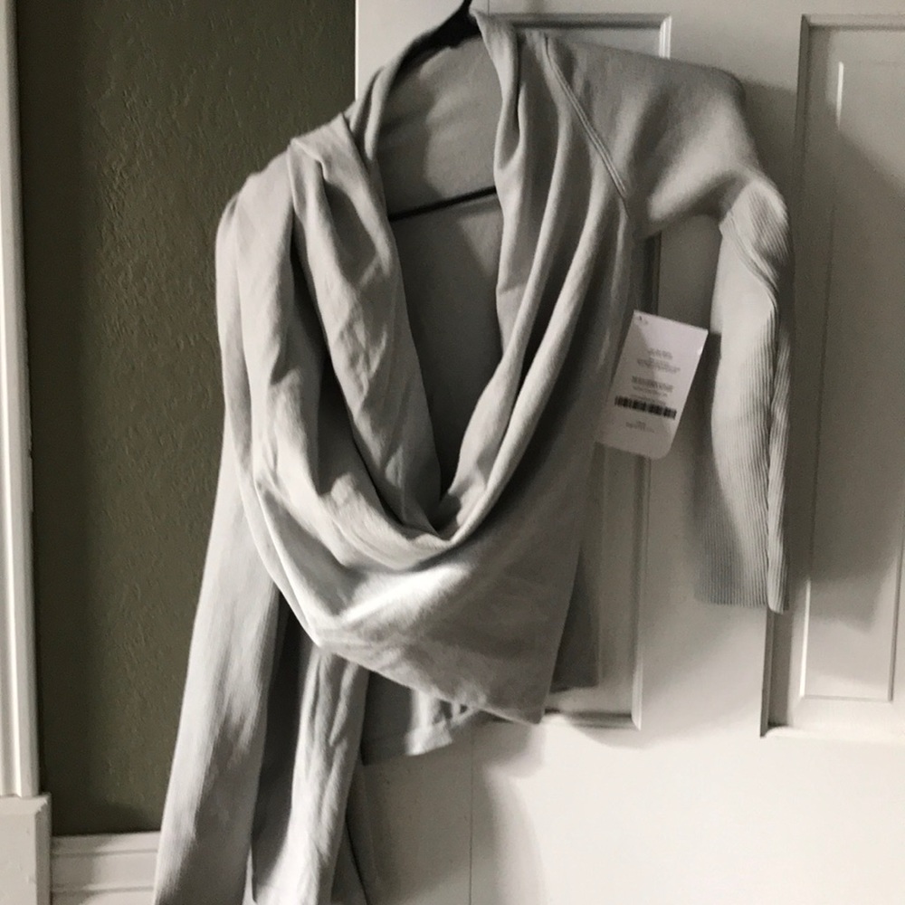 Fabletics wrap cardigan mint green