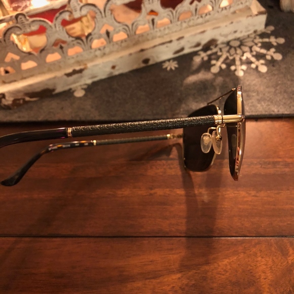 🎀Ferragamo Sunnies! WORN ONCE! 150 OBO!🎀 - Picture 4 of 6