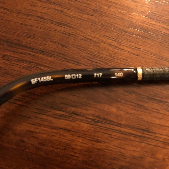 🎀Ferragamo Sunnies! WORN ONCE! 150 OBO!🎀 - Picture 5 of 6