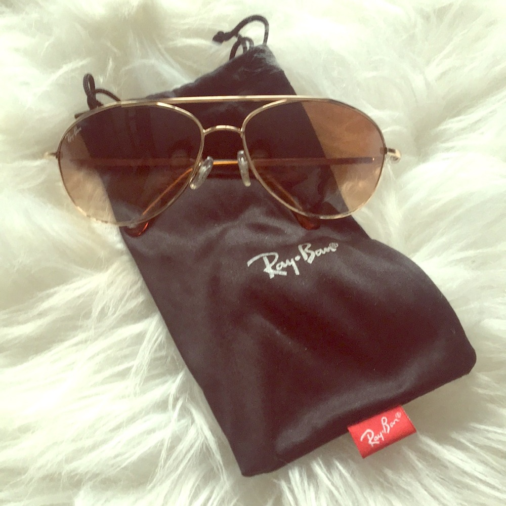 ✨ Ray Ban Shades ✨