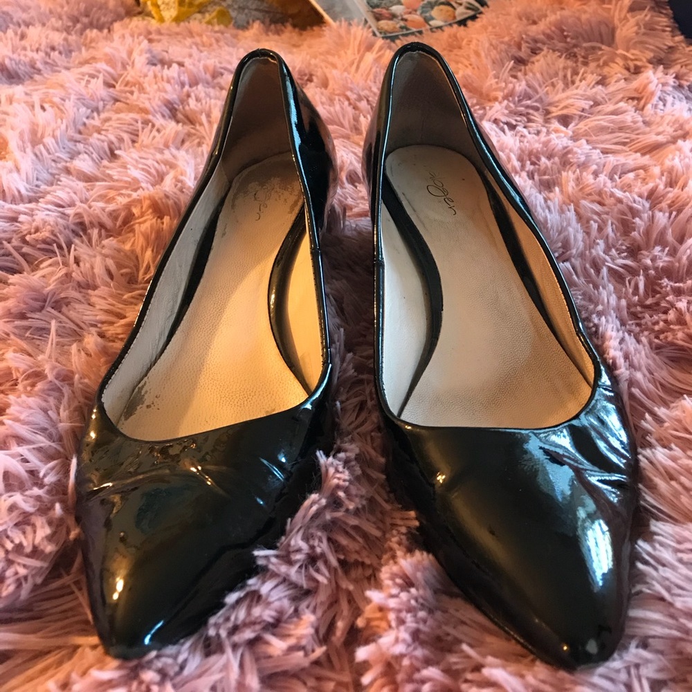 Halogen kitten heel