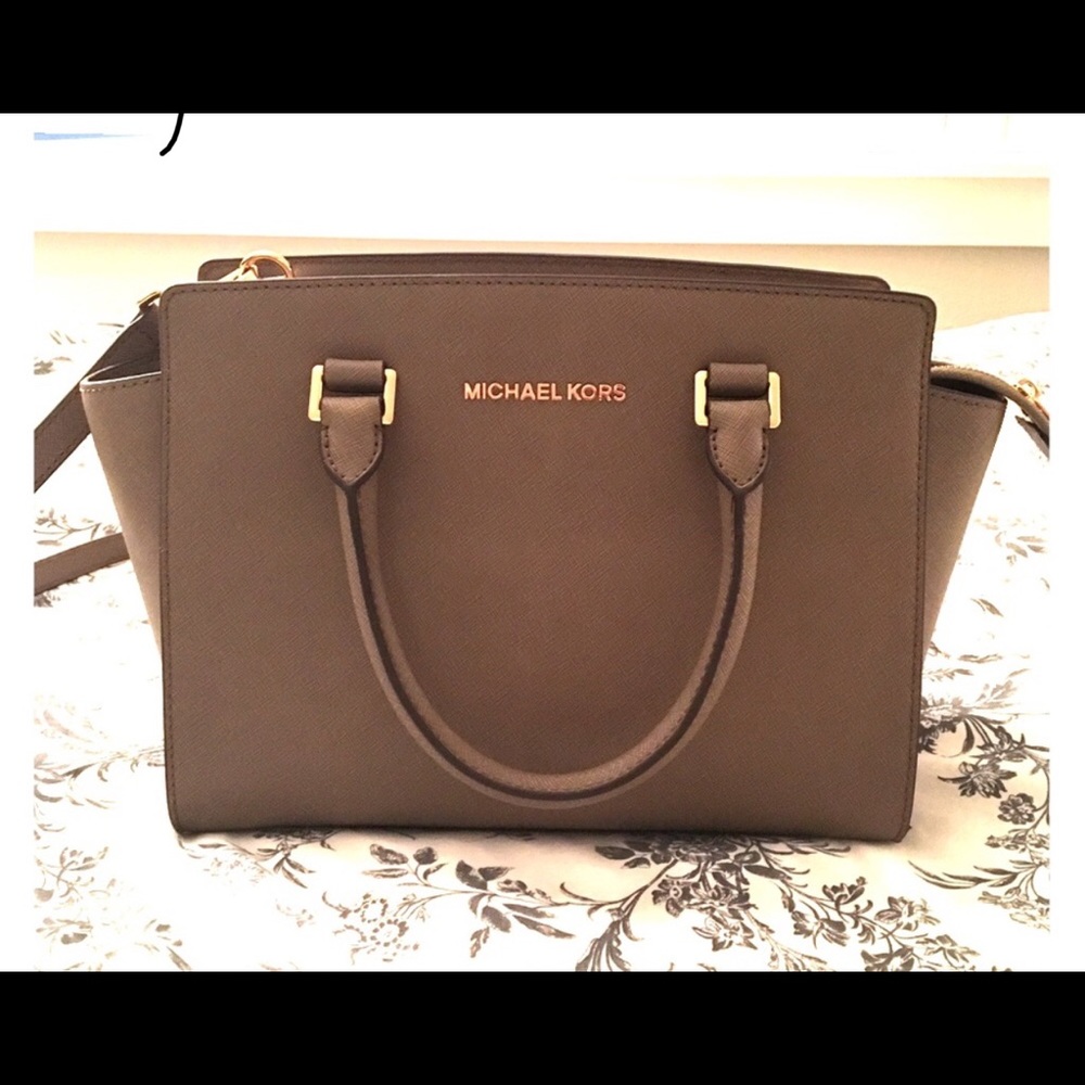 Michael Kors Purse. Like new
